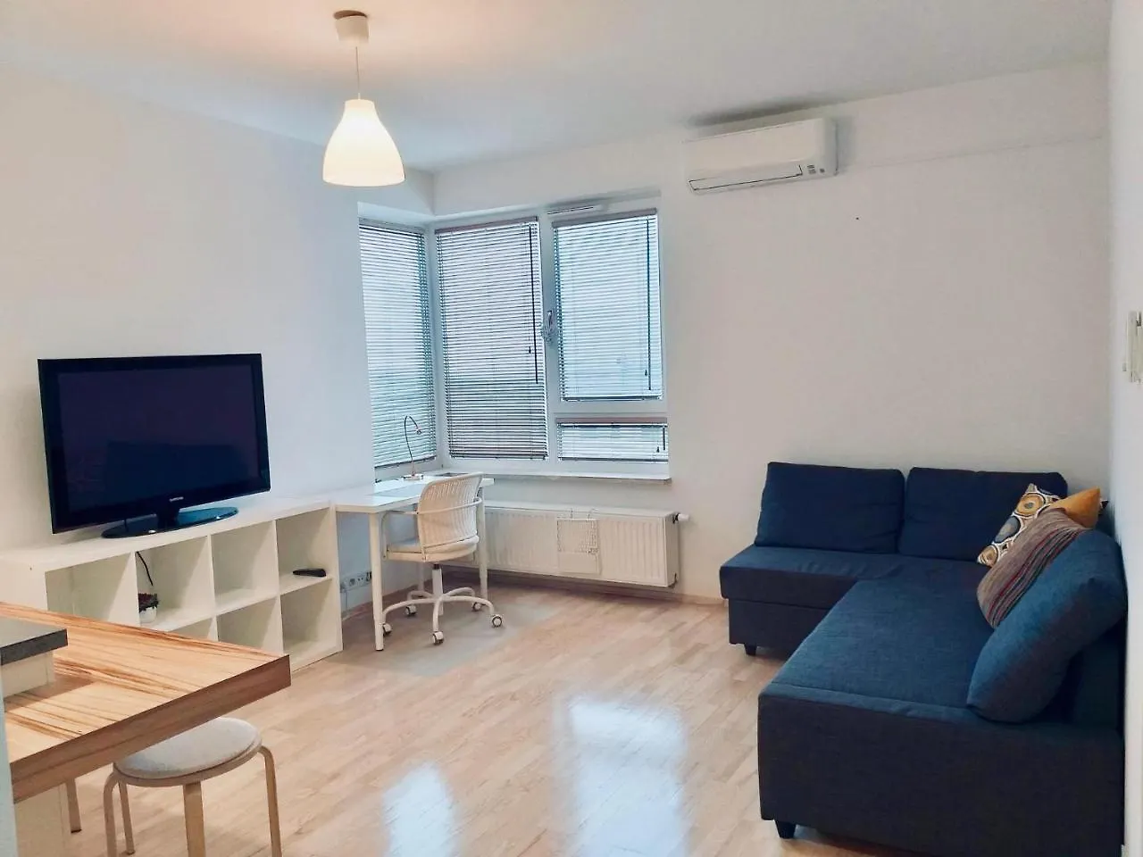 Warsaw Inside Apartments