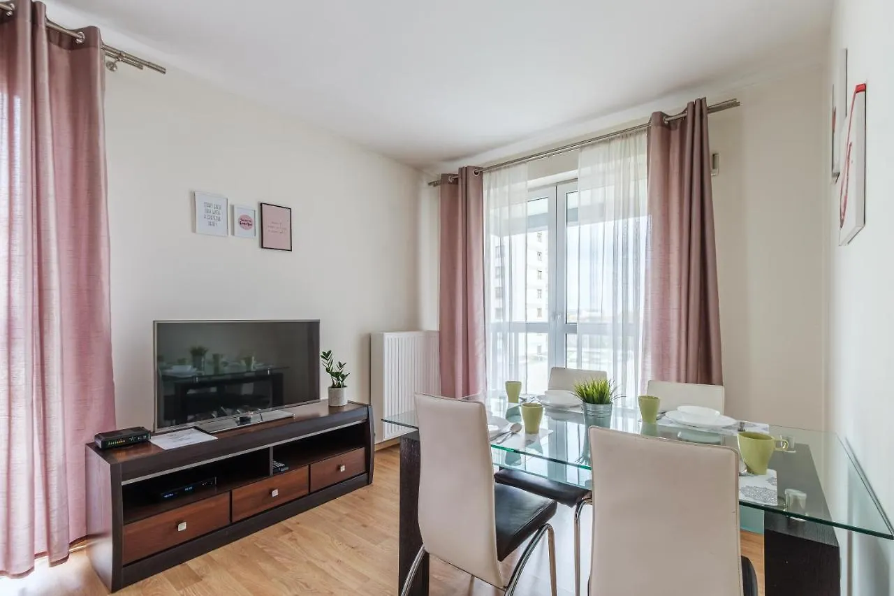 Warsaw Inside Apartments 0*,  Polonia